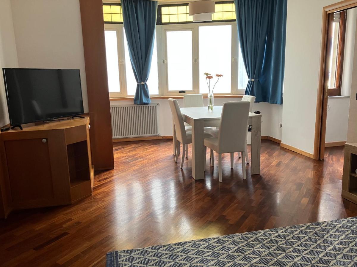 Appartamento Casa Caprioli Napoli Esterno foto